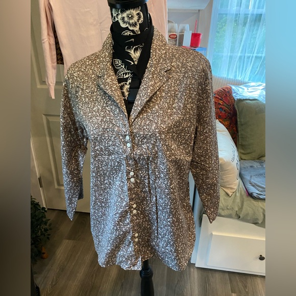 Eddie Bauer Floral Button-Up Women's Top, size L - Picture 1 of 5